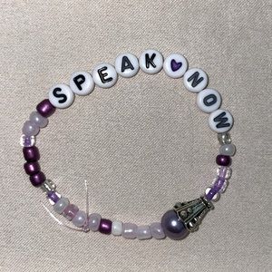 Taylor Swift | Speak Now | Homemade Friendship Bracelet